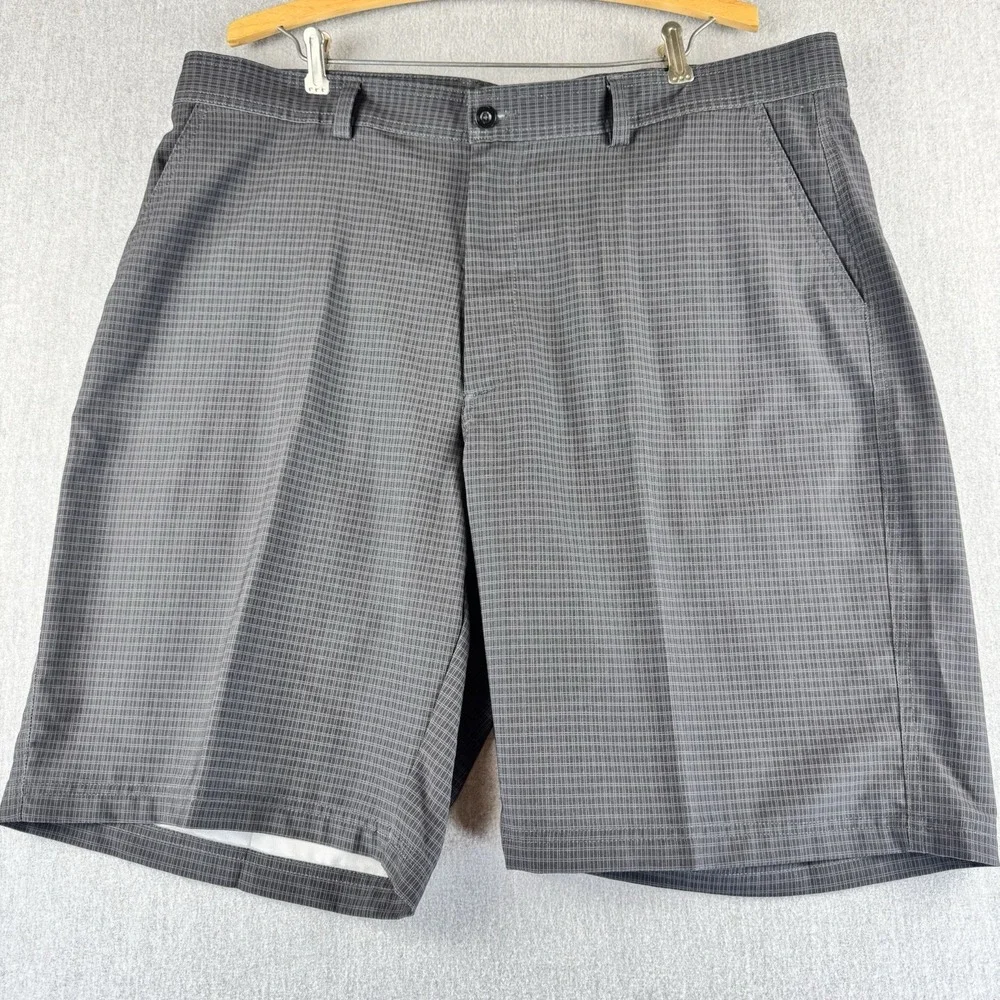 Bolle‎ Golf Tech Shorts Mens 40 Gray Plaid Stretch Bermuda Casual Flat